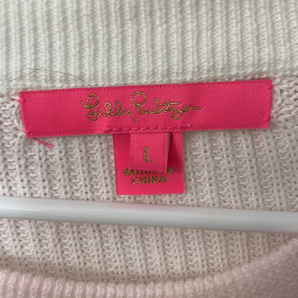 Brand new Lilly Pullitzer sweater. Size L - Picture 2 of 2